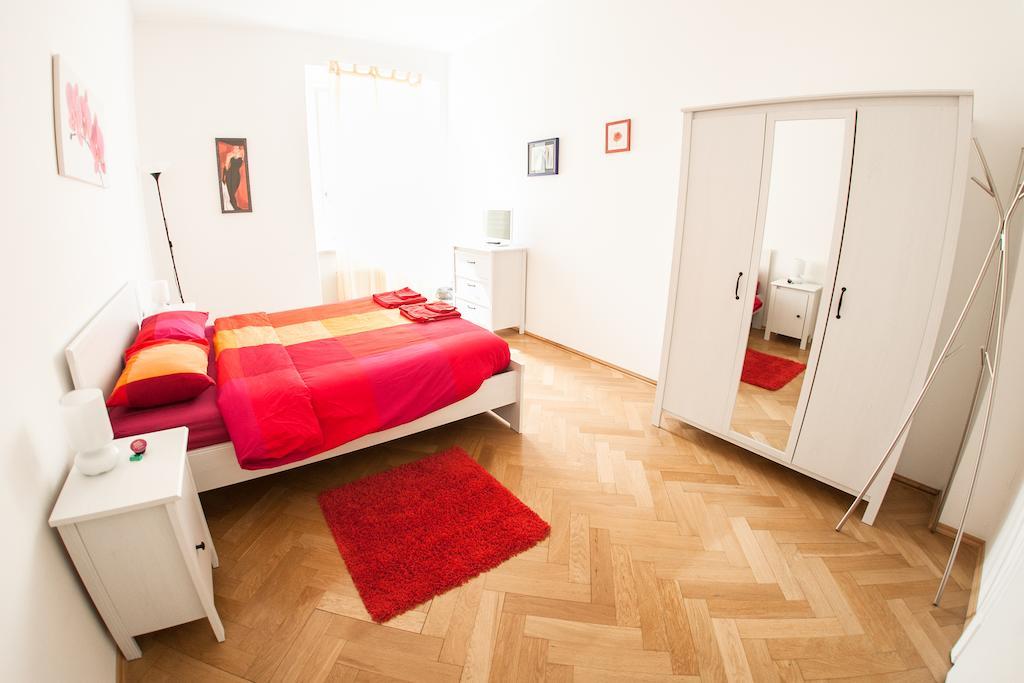 Villa Anita Rooms Bozen Chambre photo